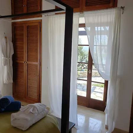 Spartilas * Pyrgi (Corfu)