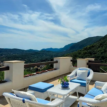 Вилла Spartilas *