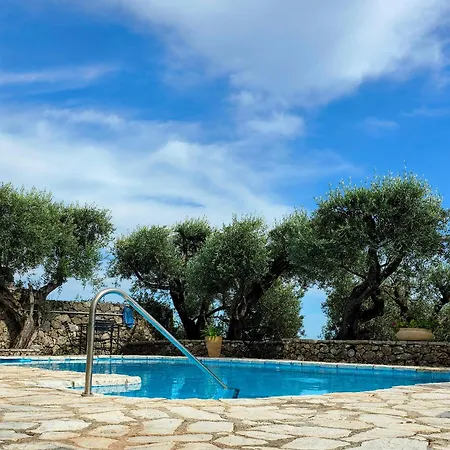 Вилла Spartilas