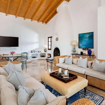 Spartilas Villa Pyrgi (Corfu)
