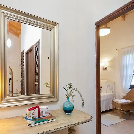 Spartilas فيلة Pyrgi (Corfu)