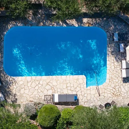 Villa Spartilas *