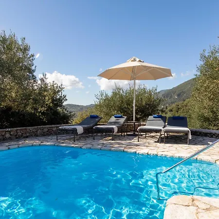 فيلة Spartilas *